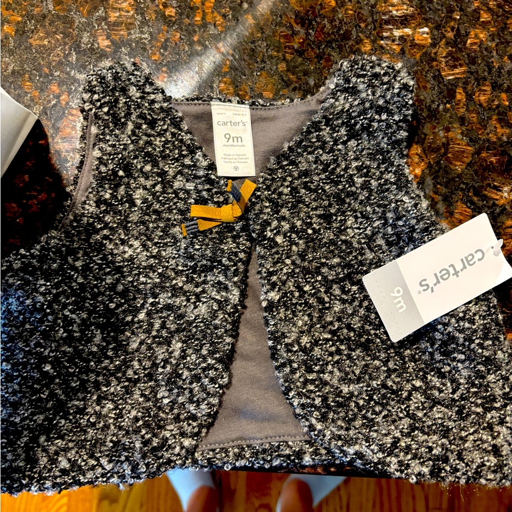 Carters baby vest - 9 months